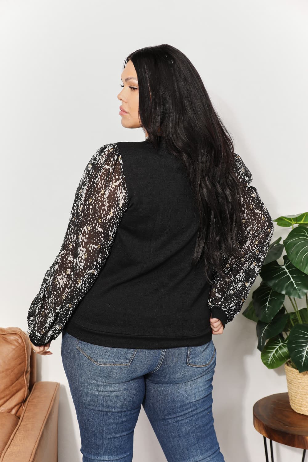 And The Why Full Size Foil Printed Sleeve Top - Top - Black - Bella Bourget