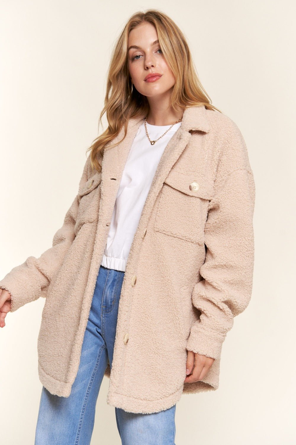 And The Why Teddy Sherpa Button Down Curved Hem Shacket - Jacket - Natural - Bella Bourget