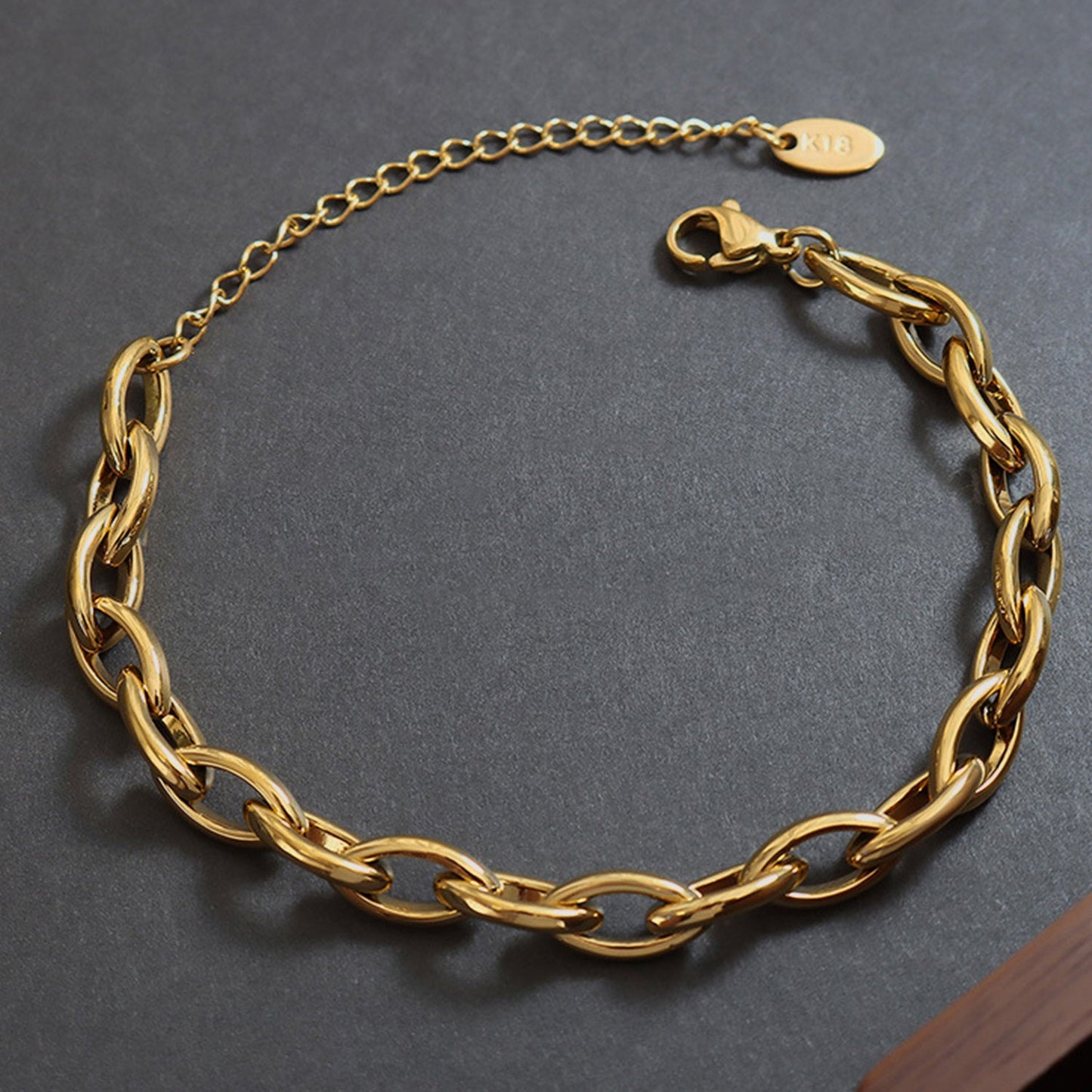 Chain Bracelet - Bracelets - Gold - Bella Bourget