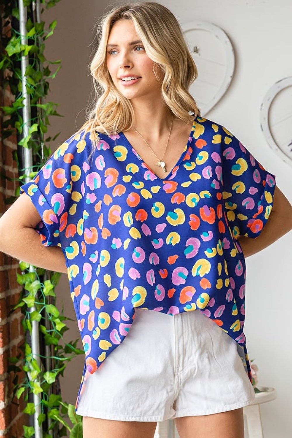 First Love Printed V - Neck Short Sleeve Blouse - Top - BLUEMULTI - Bella Bourget