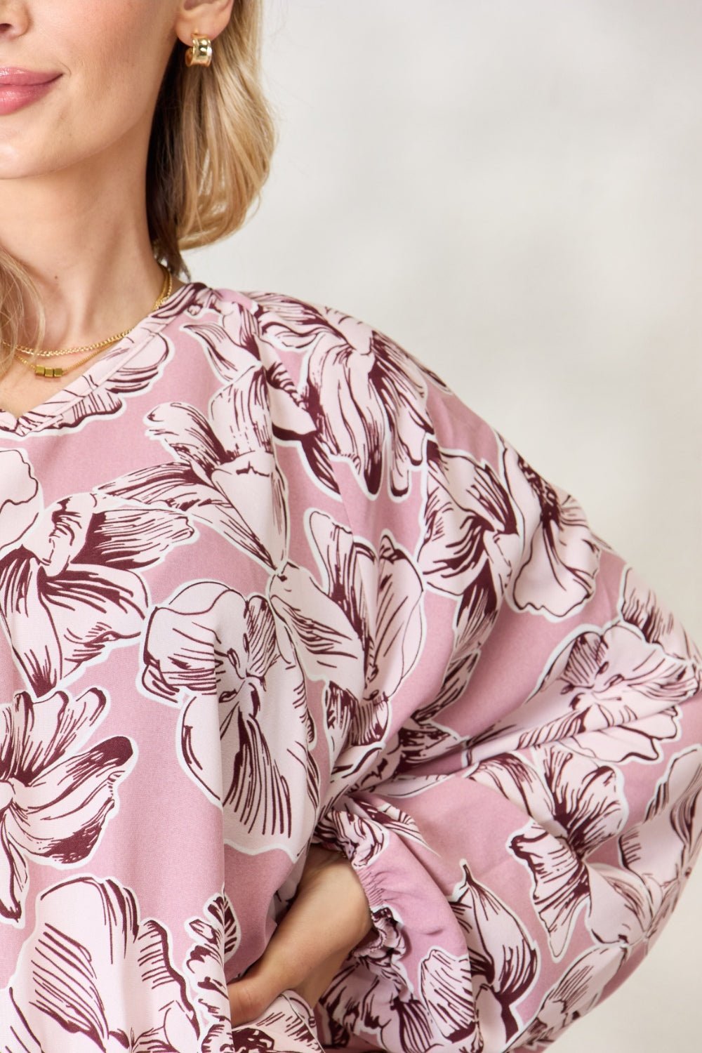 Heimish Full Size Floral V - Neck Balloon Sleeve Blouse - Top - Mauve - Bella Bourget