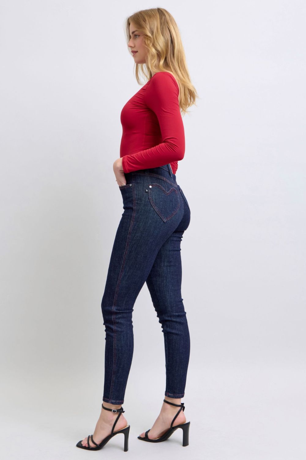 Judy Blue Full Size Heart Shaped Back Pockets Skinny Jeans - Jeans - Dark - Bella Bourget