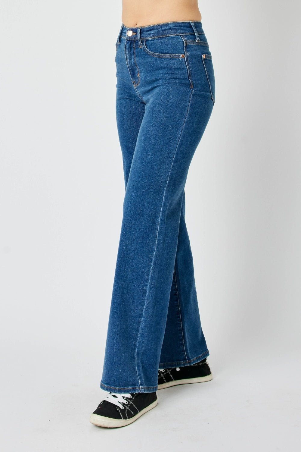 Judy Blue Full Size High Rise Straight Jeans - Jeans - Medium - Bella Bourget