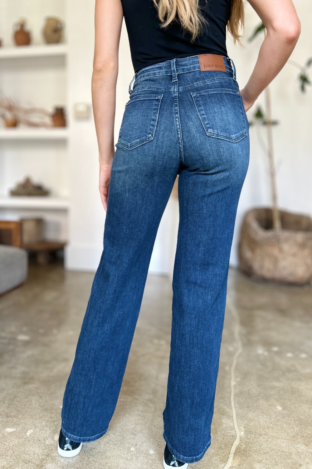 Judy Blue Full Size Tummy Control Straight Jeans - Jeans - Dark - Bella Bourget