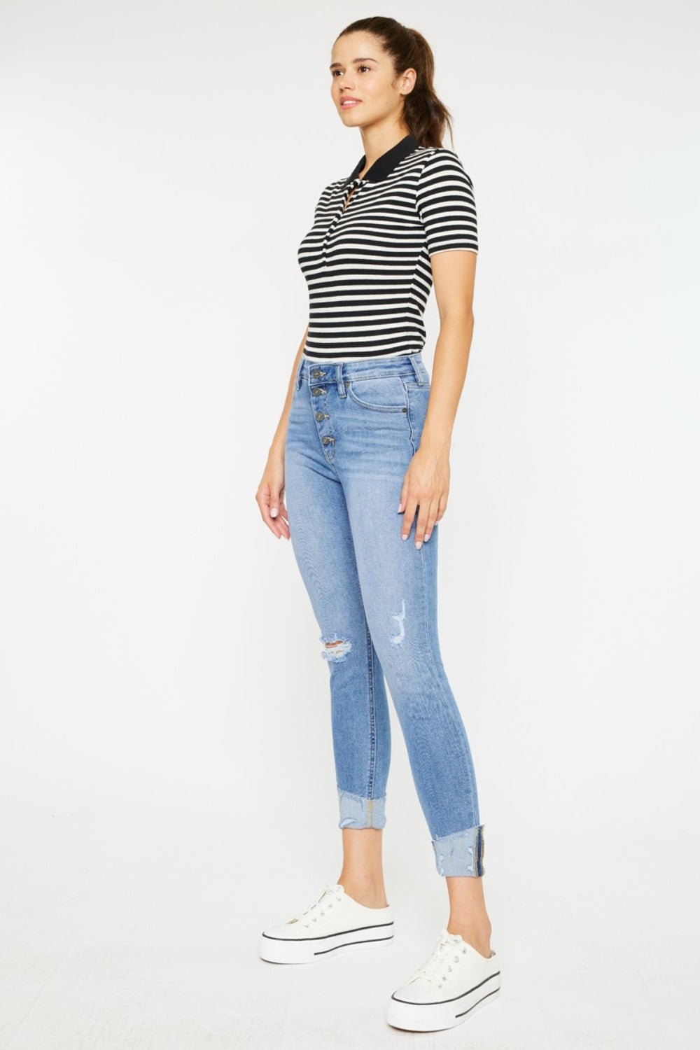 Kancan Distressed Cat's Whiskers Button Fly Jeans - jeans - LIGHT - Bella Bourget