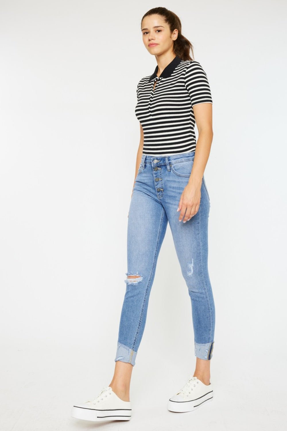 Kancan Distressed Cat's Whiskers Button Fly Jeans - jeans - LIGHT - Bella Bourget