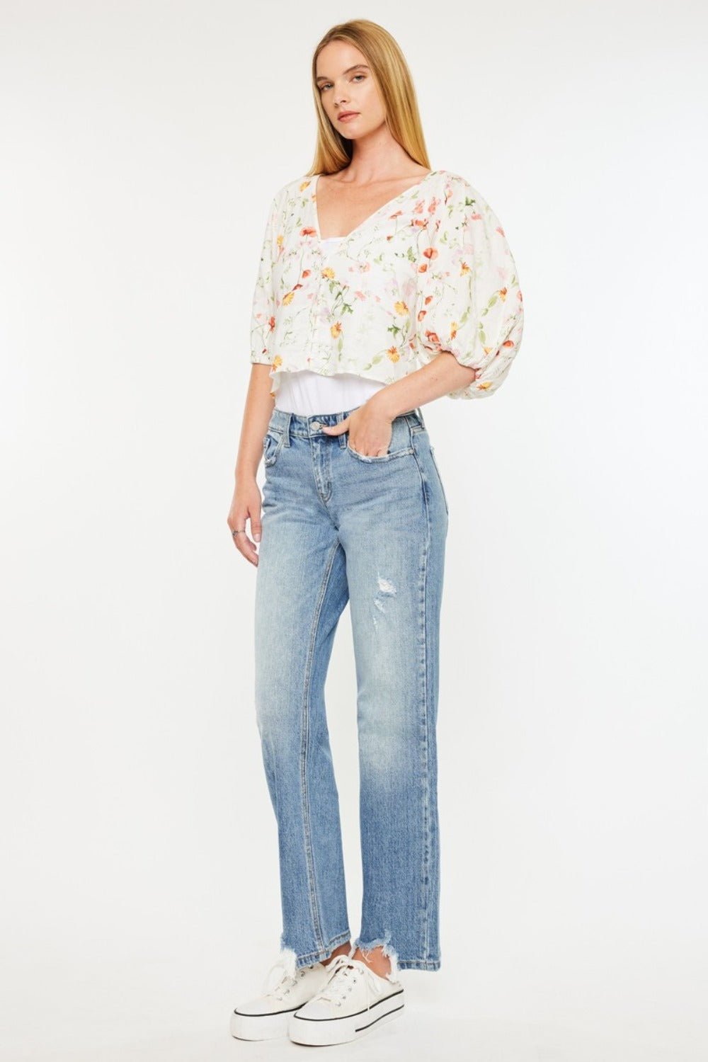 Kancan Mid Rise Frayed Hem Straight Jeans - Jeans - Medium - Bella Bourget