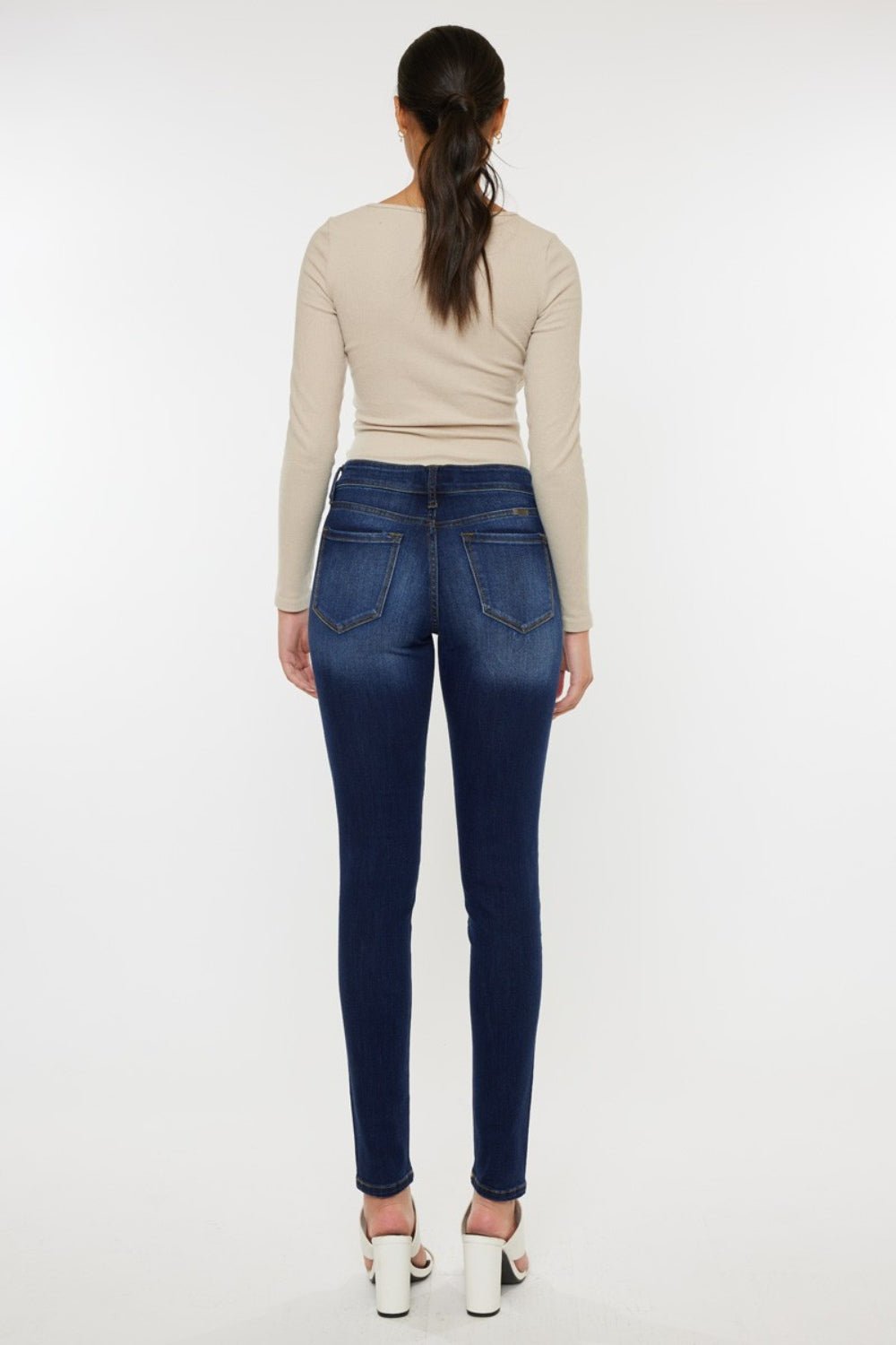 Kancan Mid Rise Gradient Skinny Jeans - jeans - Dark - Bella Bourget