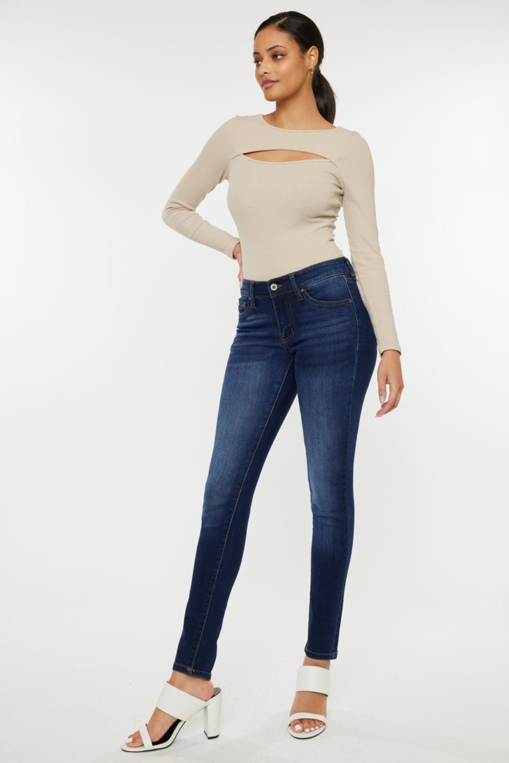 Kancan Mid Rise Gradient Skinny Jeans - jeans - Dark - Bella Bourget