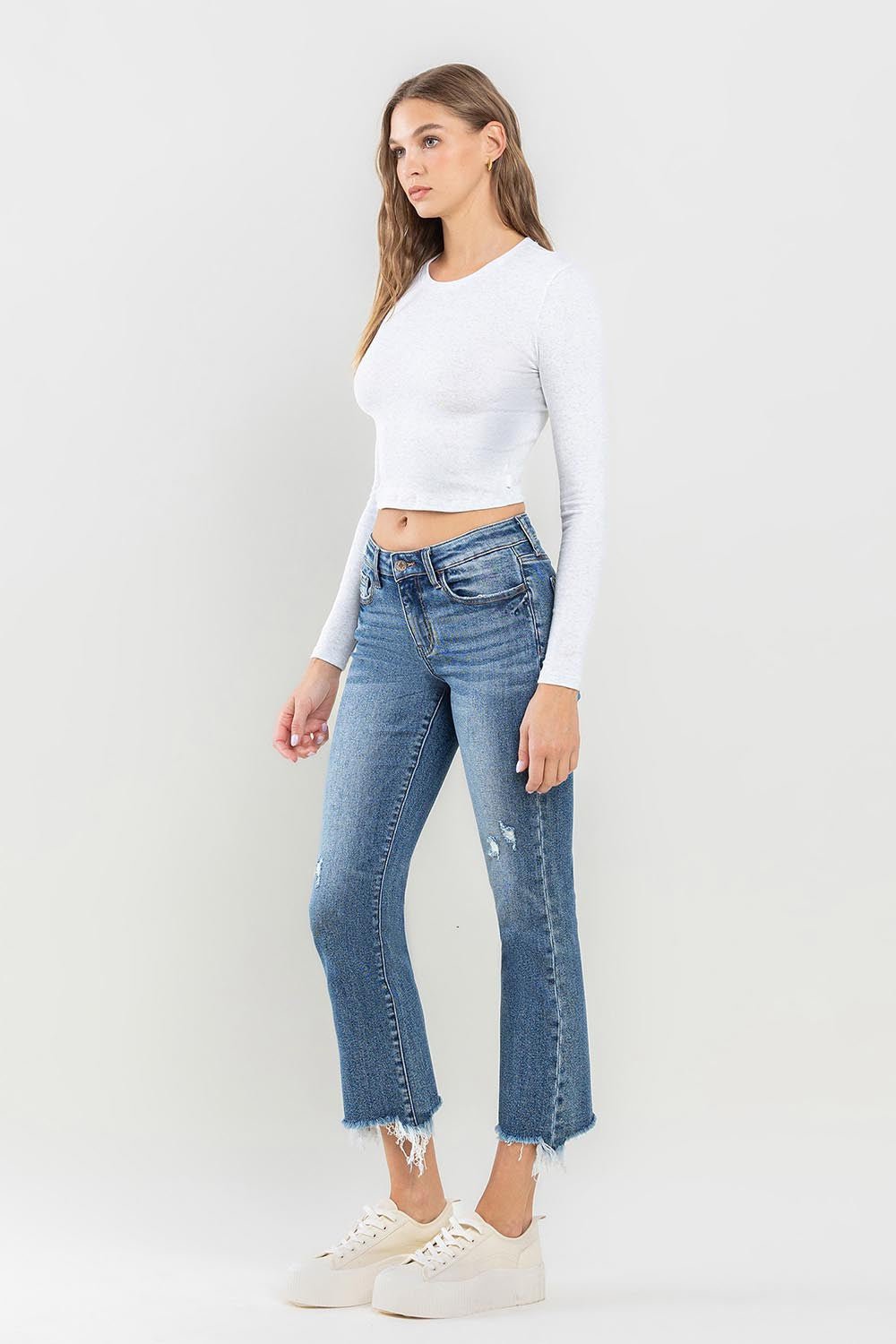 Lovervet Mid Rise Frayed Hem Jeans - jeans - Medium - Bella Bourget