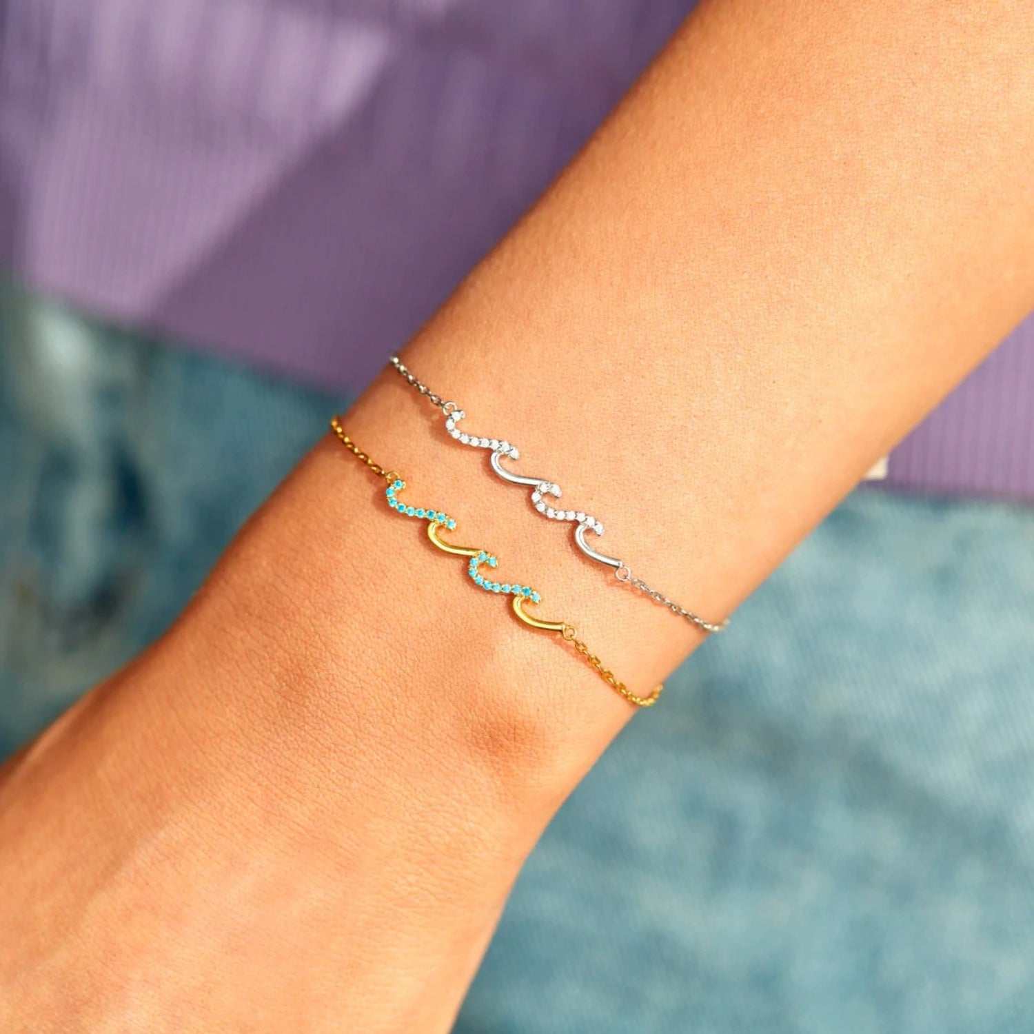 Minimalist Wave Bracelet - Bracelets - Gold - Bella Bourget