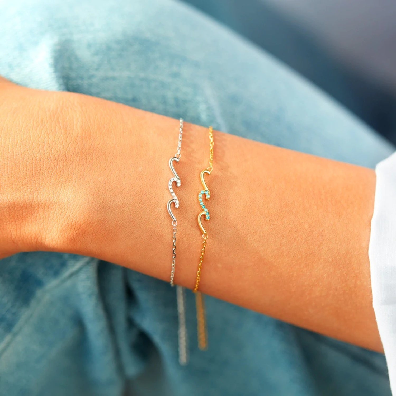 Minimalist Wave Bracelet - Bracelets - Silver - Bella Bourget