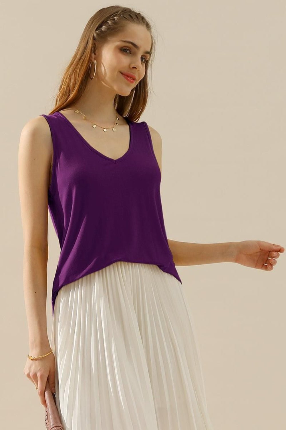 Ninexis Full Size V - Neck Curved Hem Tank - Top - PLUM - Bella Bourget