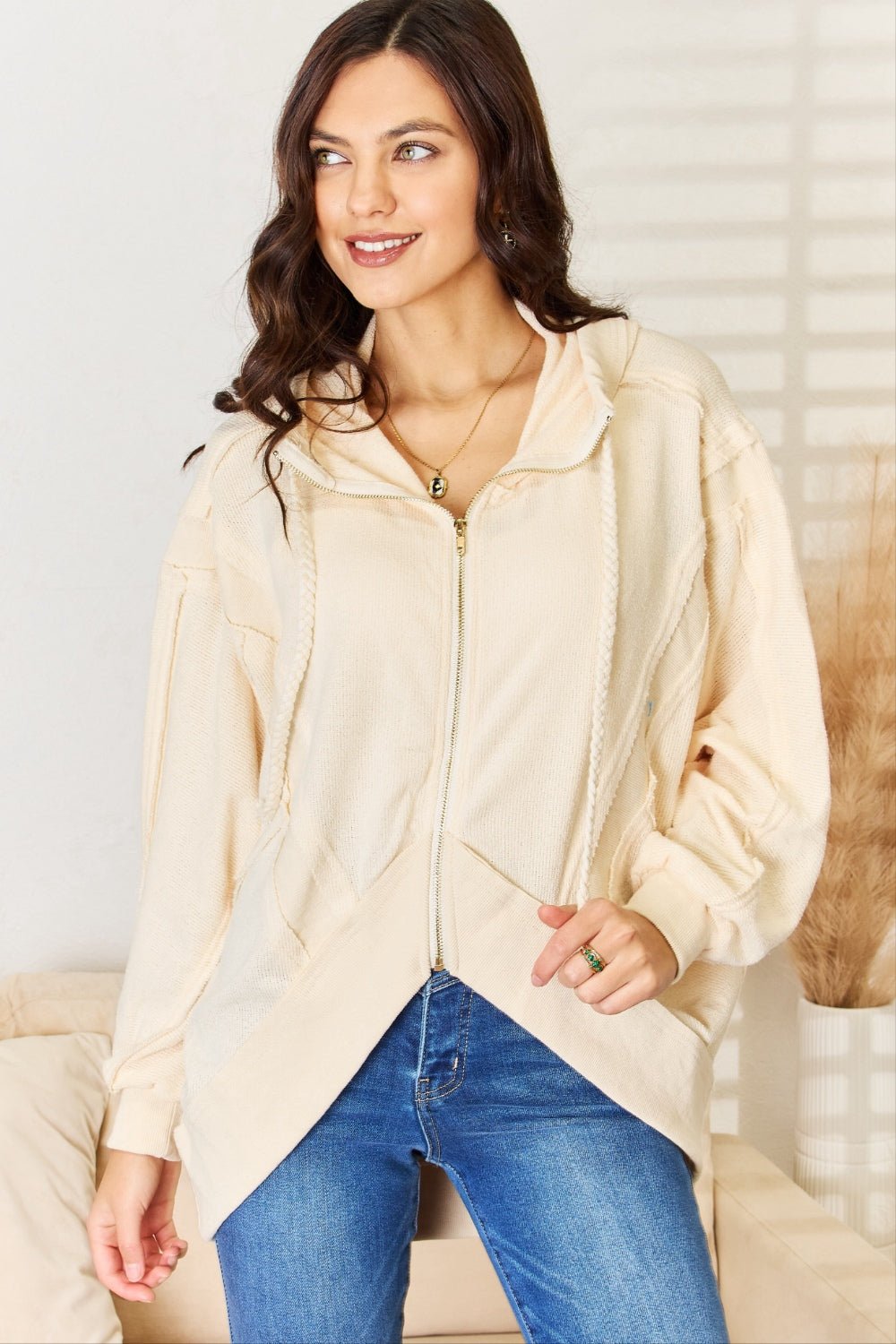 POL Zip Up High - Low Hem Hoodie - Hoodie - POWDERALMOND - Bella Bourget