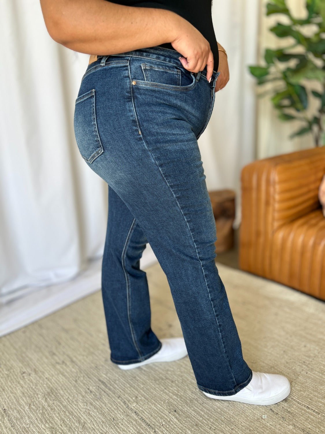 RFM Full Size High Rise Straight Tummy Control Jeans - Jeans - Medium - Bella Bourget