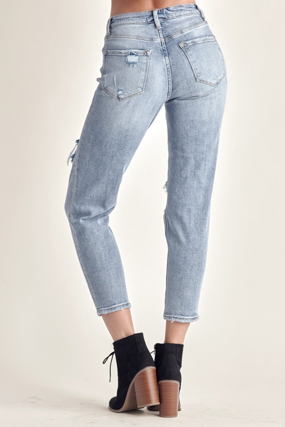 RISEN Distressed Slim Cropped Jeans - jeans - MEDIUM - Bella Bourget