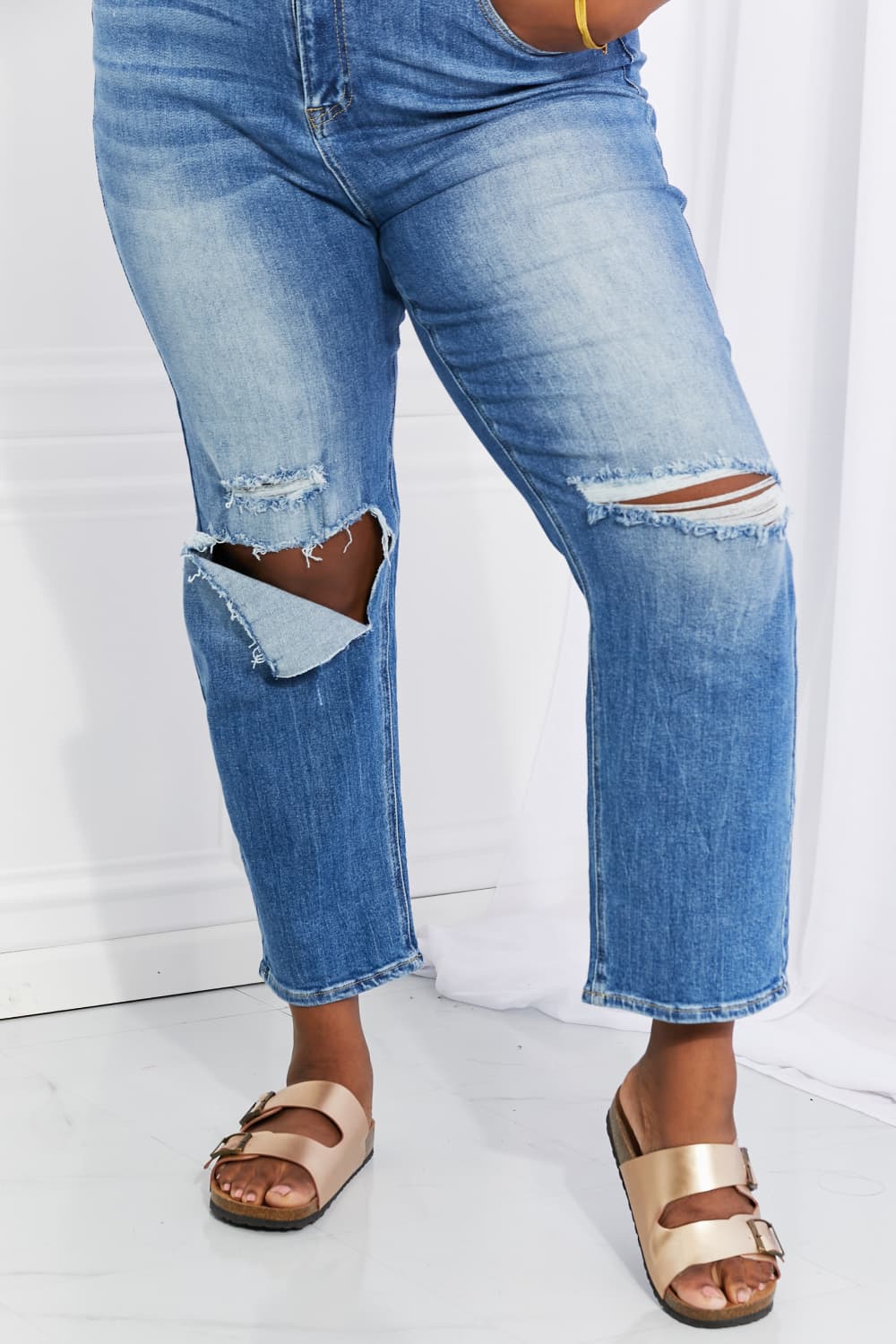 RISEN Full Size Emily High Rise Relaxed Jeans - Jeans - Dark - Bella Bourget