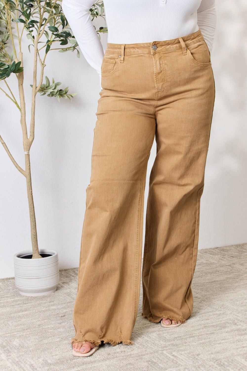 RISEN Full Size Fringe Hem Wide Leg Jeans - Jeans - MOCHA - Bella Bourget