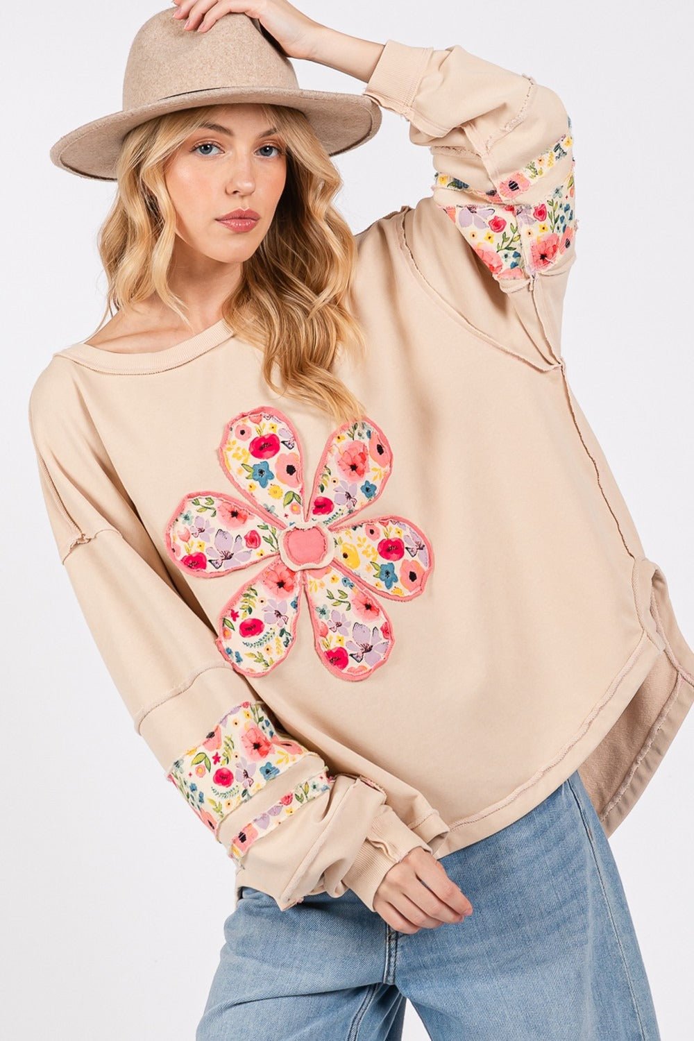 SAGE + FIG Daisy Patch Applique Long Sleeve Sweatshirt - Sweatshirt - Oatmeal - Bella Bourget