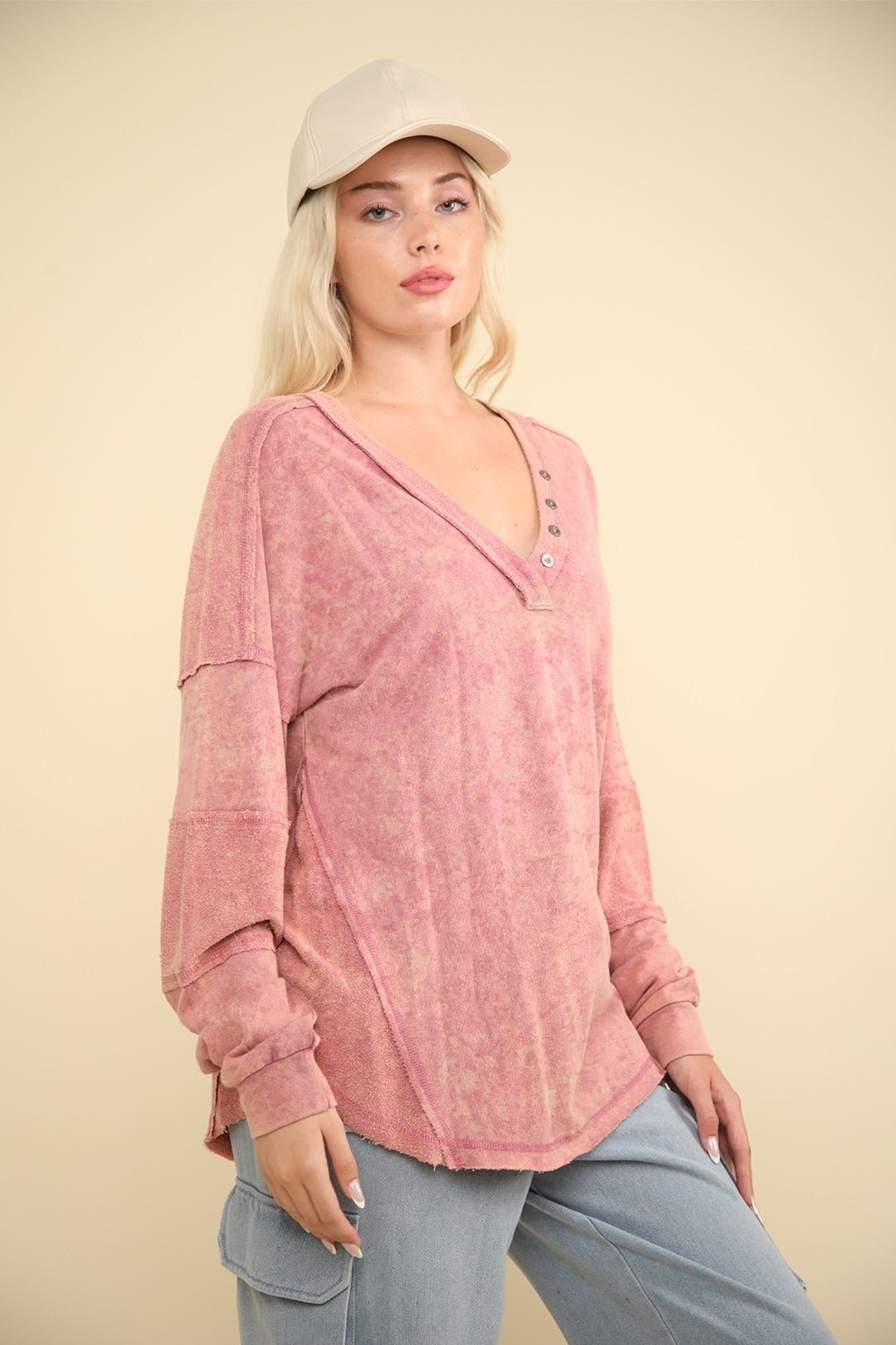 VERY J Washed V - Neck Exposed Seam Knit Top - Sweatshirt - Mauve - Bella Bourget