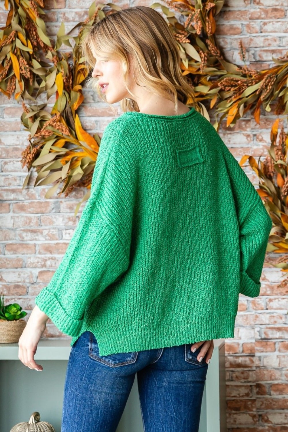 Veveret Notched Long Sleeve Sweater - Sweater - GREEN - Bella Bourget