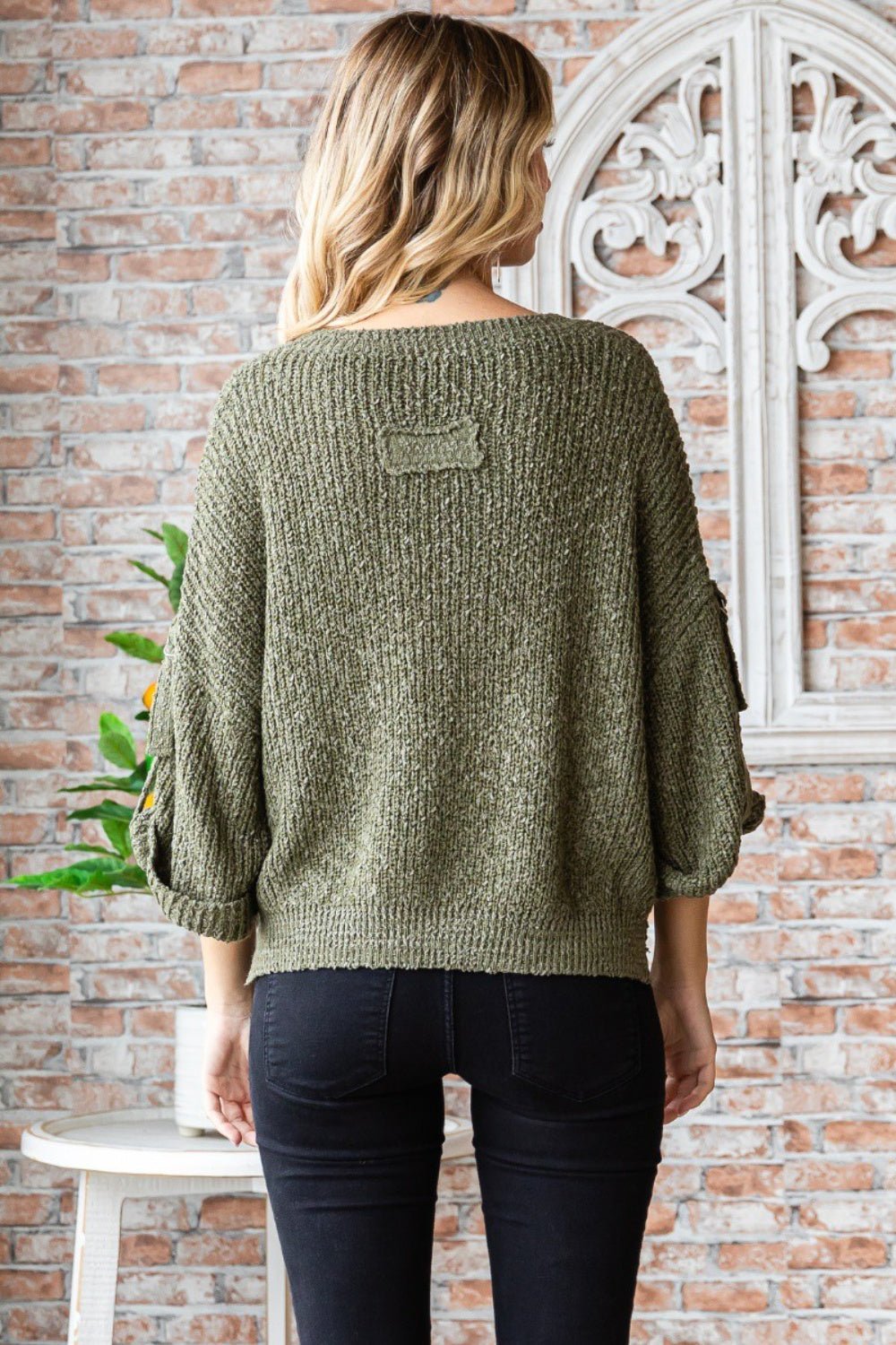 Veveret Round Neck Roll - Up Sweater - Sweater - OLIVE - Bella Bourget