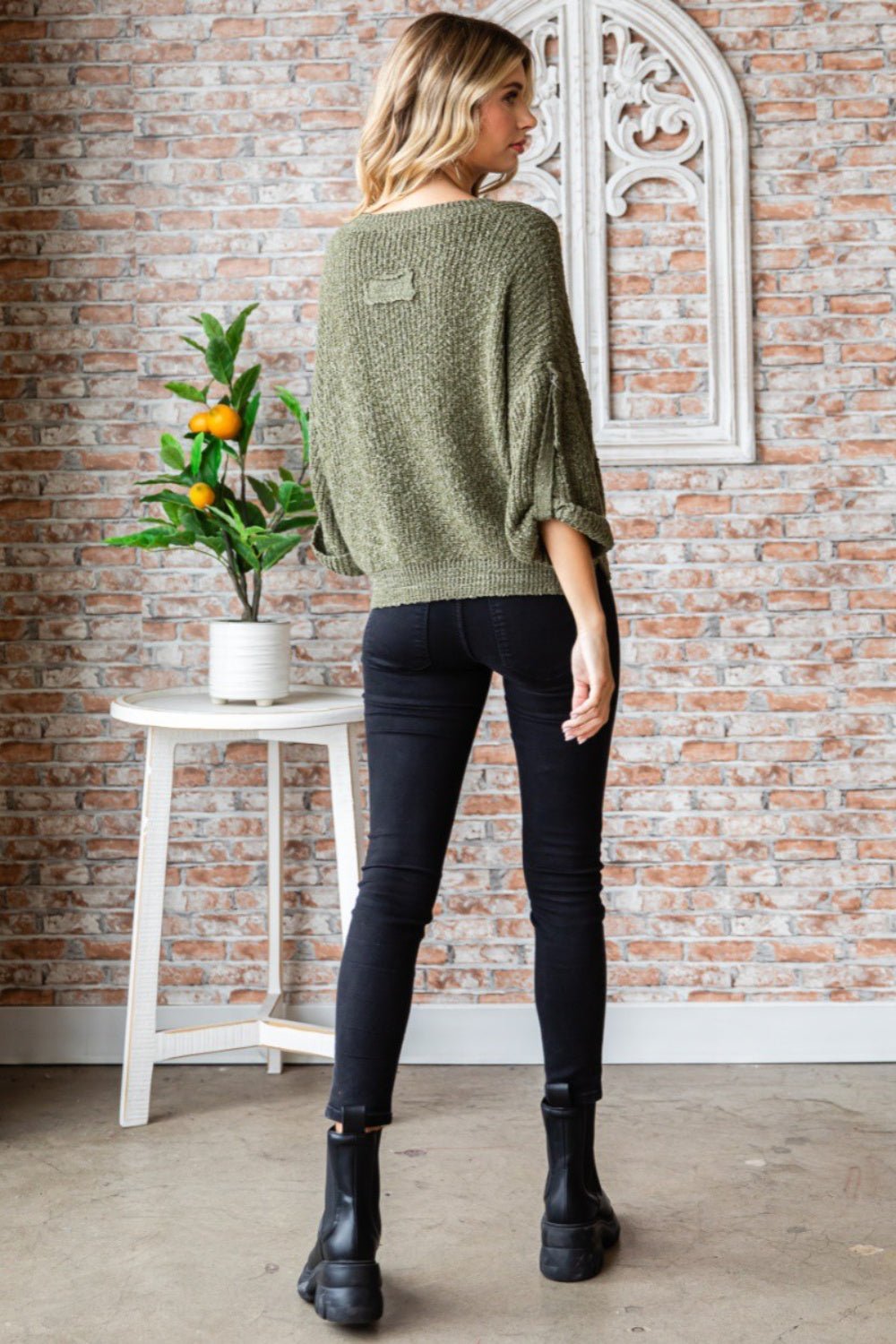 Veveret Round Neck Roll - Up Sweater - Sweater - OLIVE - Bella Bourget