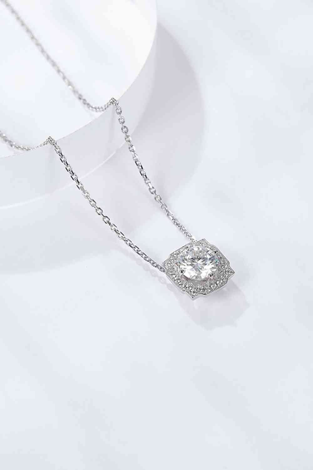 1 Carat Moissanite Flower Shape Pendant Chain Necklace - necklace - Silver - Bella Bourget