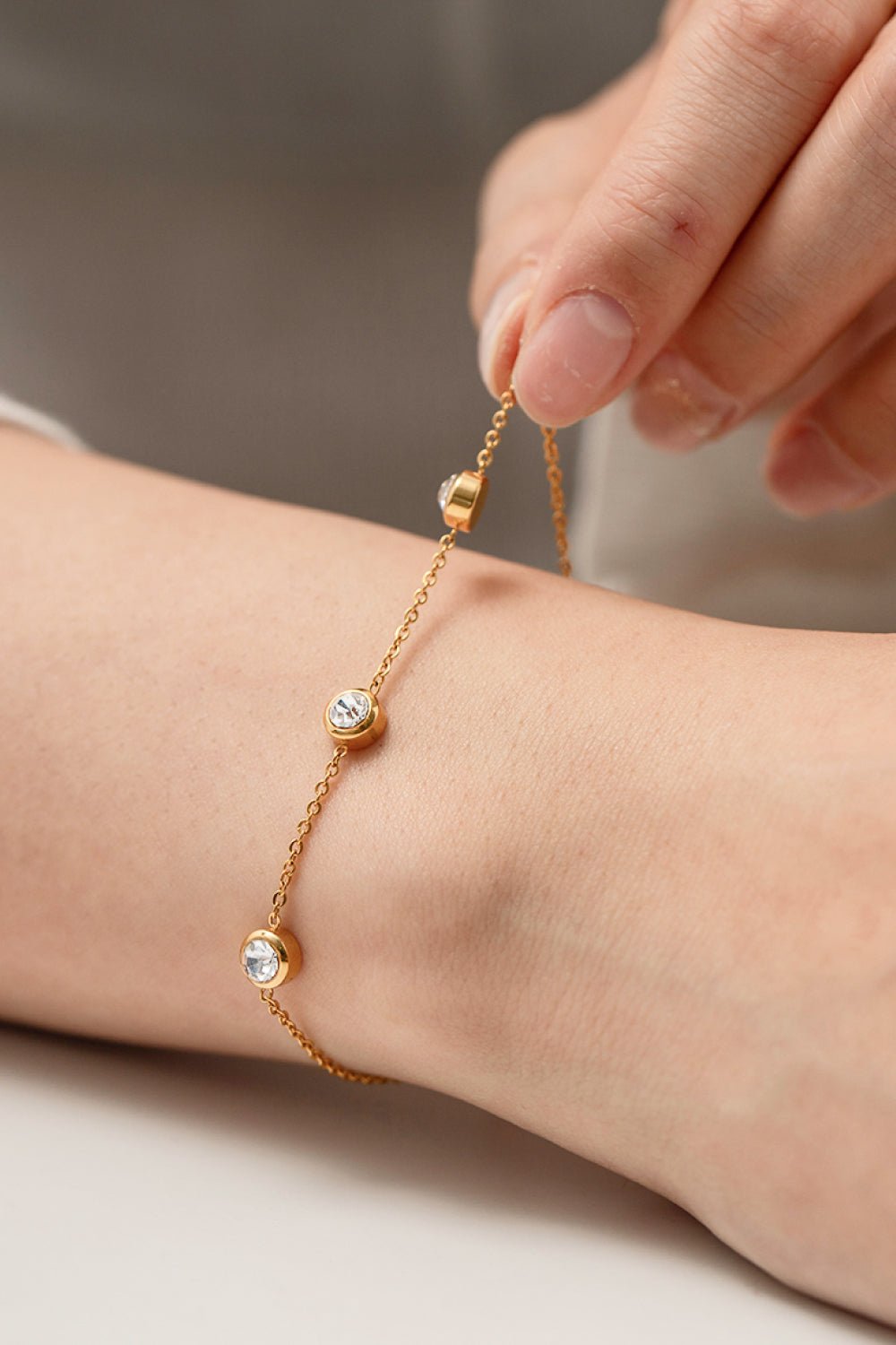 18K Gold - Plated Chain Bracelet with 3 Cubin Zircon Diamonds - Bracelets - Gold - Bella Bourget