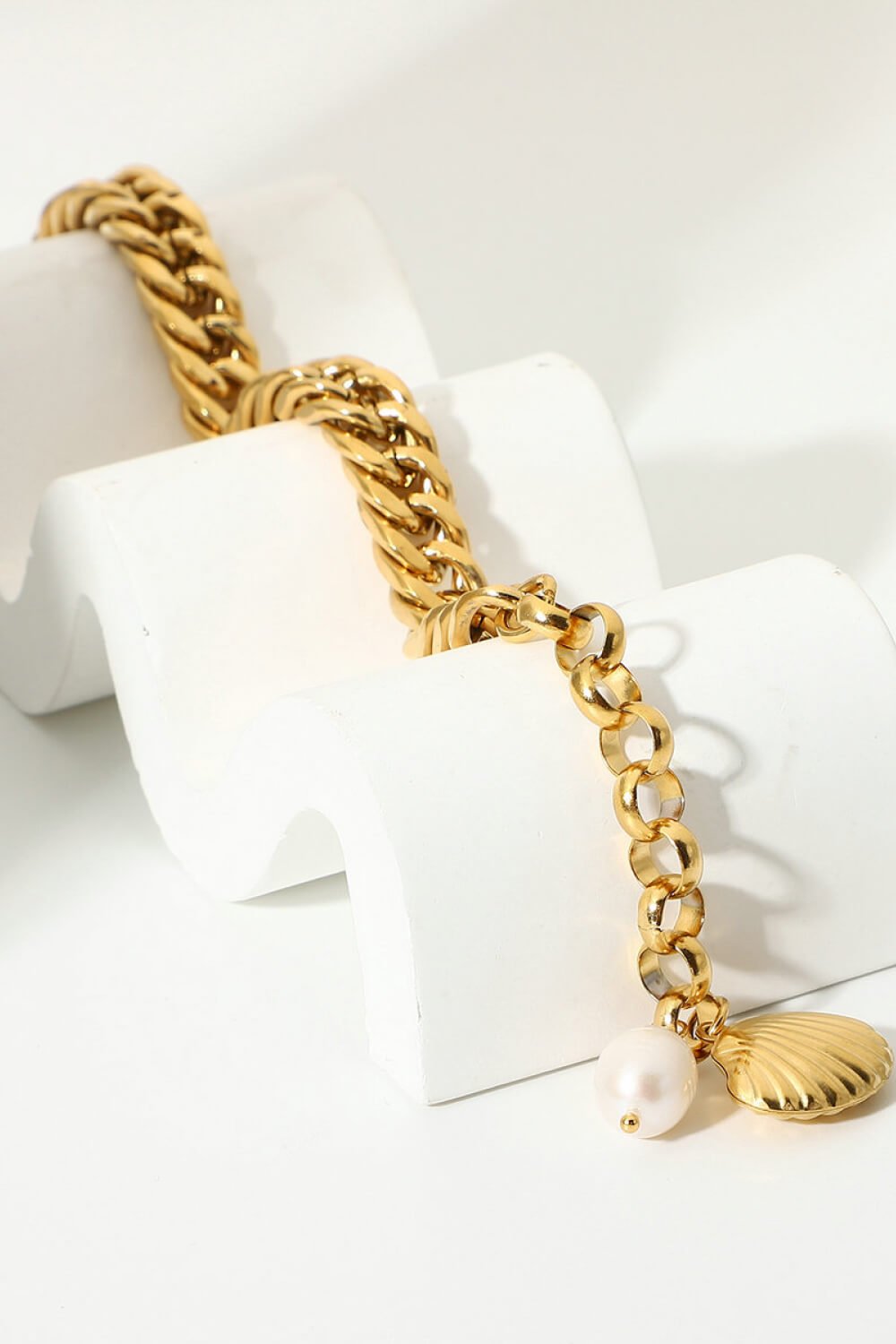 18K Gold - Plated Curb Chain Bracelet - Bracelets - Gold - Bella Bourget