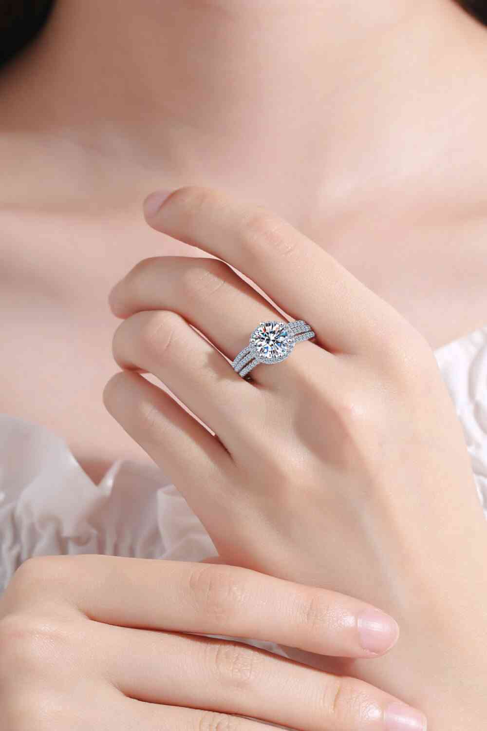 2 Carat Moissanite Sterling Silver Ring - Ring - Silver - Bella Bourget