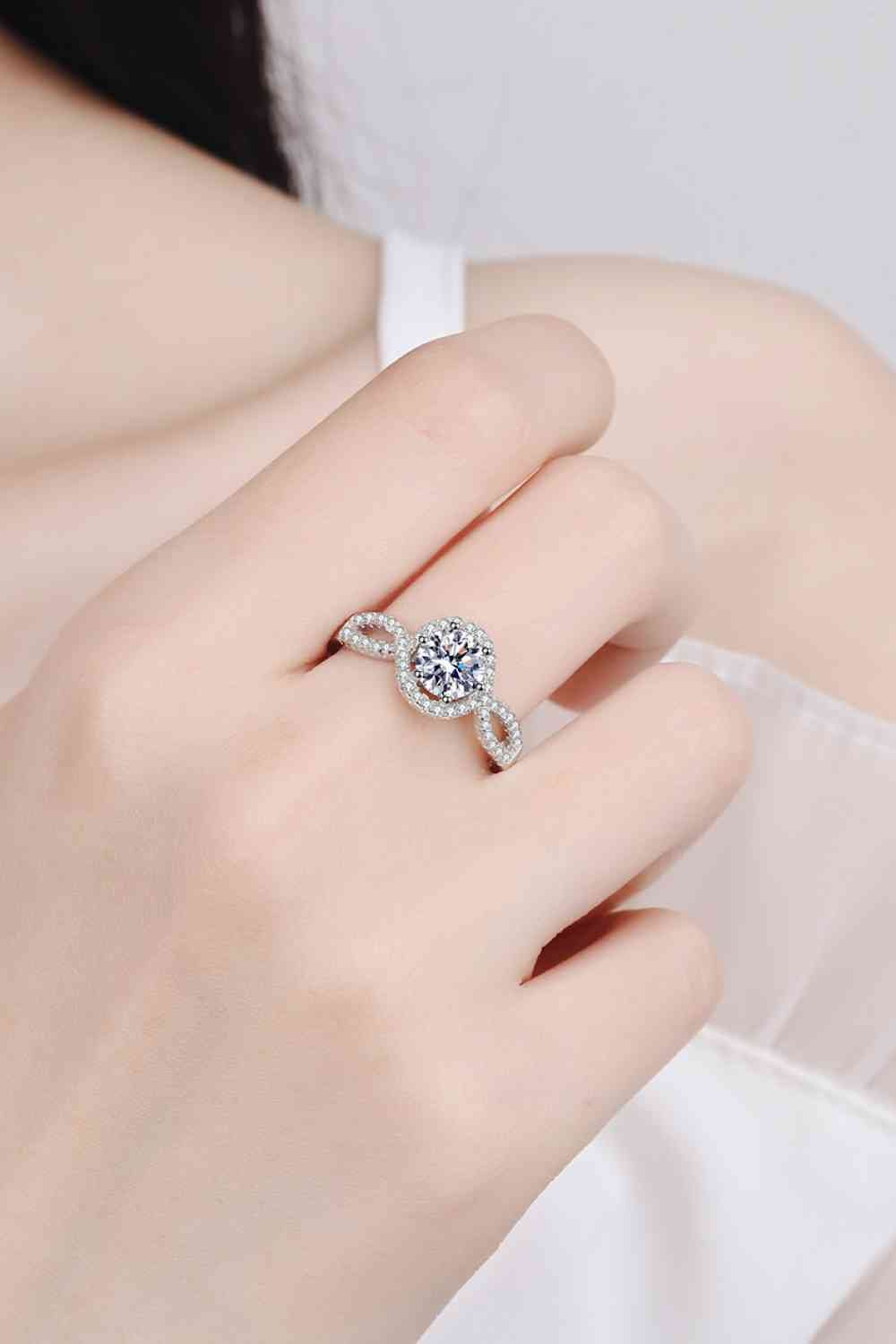 Feel The Joy 925 Sterling Silver Moissanite Ring - Ring - Silver - Bella Bourget