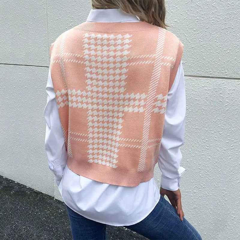 Houndstooth V - Neck Sweater Vest - Vest - Peach - Bella Bourget