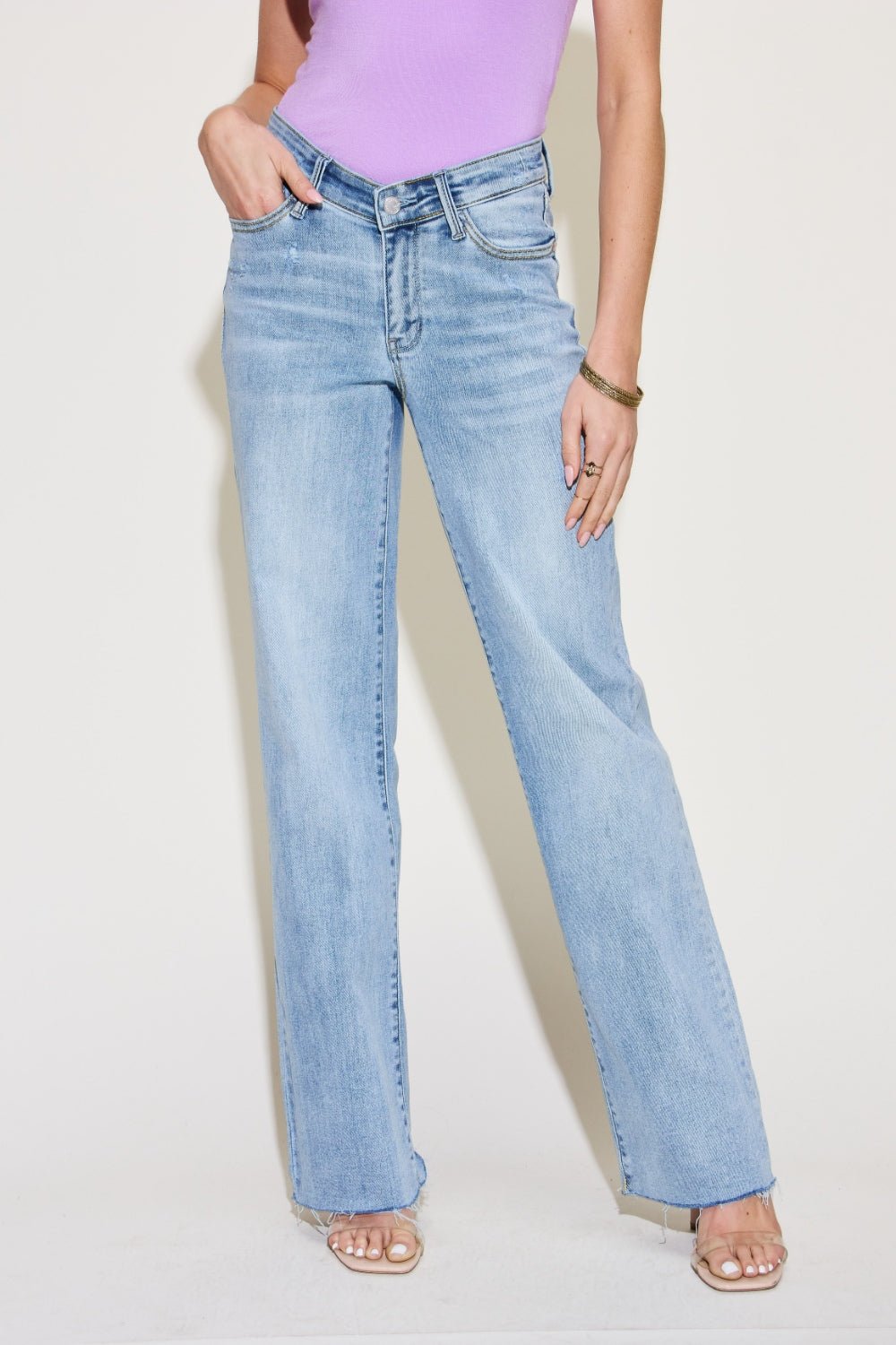 Judy Blue Full Size V Front Waistband Straight Jeans - Jeans - Light - Bella Bourget