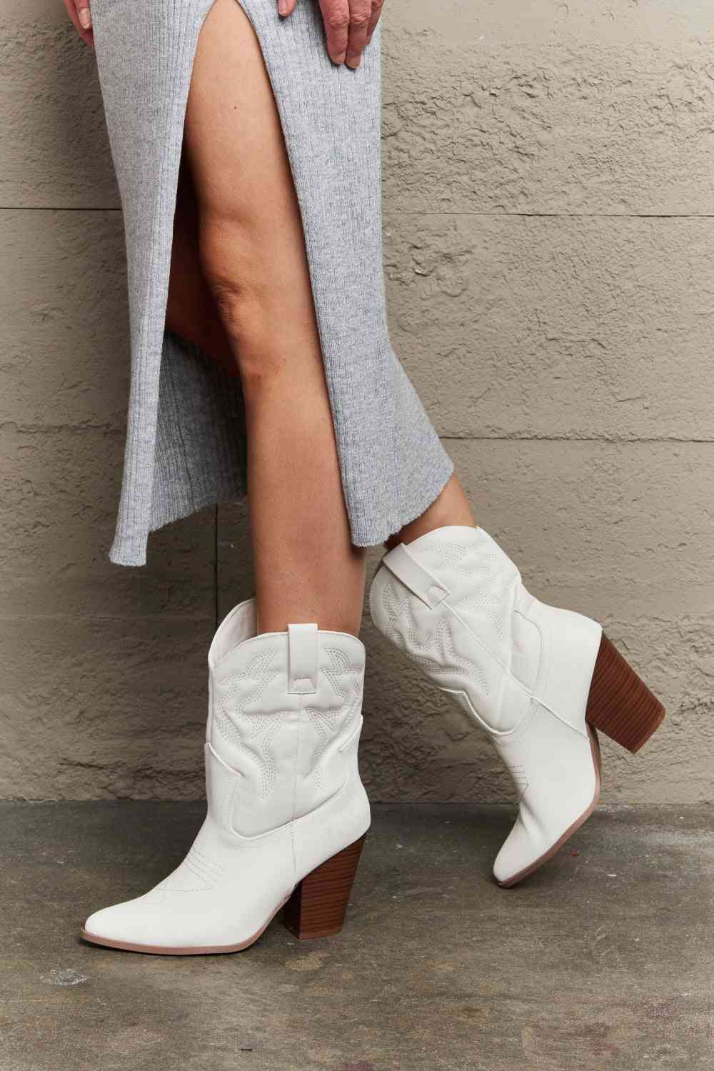 Legend Footwear Bella Cowboy Boots - shoes - White - Bella Bourget