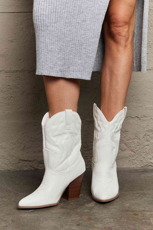 Legend Footwear Bella Cowboy Boots - shoes - White - Bella Bourget