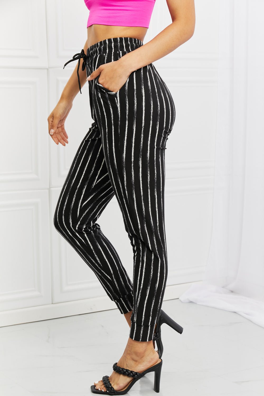 Leggings Depot Stay In Full Size Joggers - Full Size Active Bottom - Black - Bella Bourget