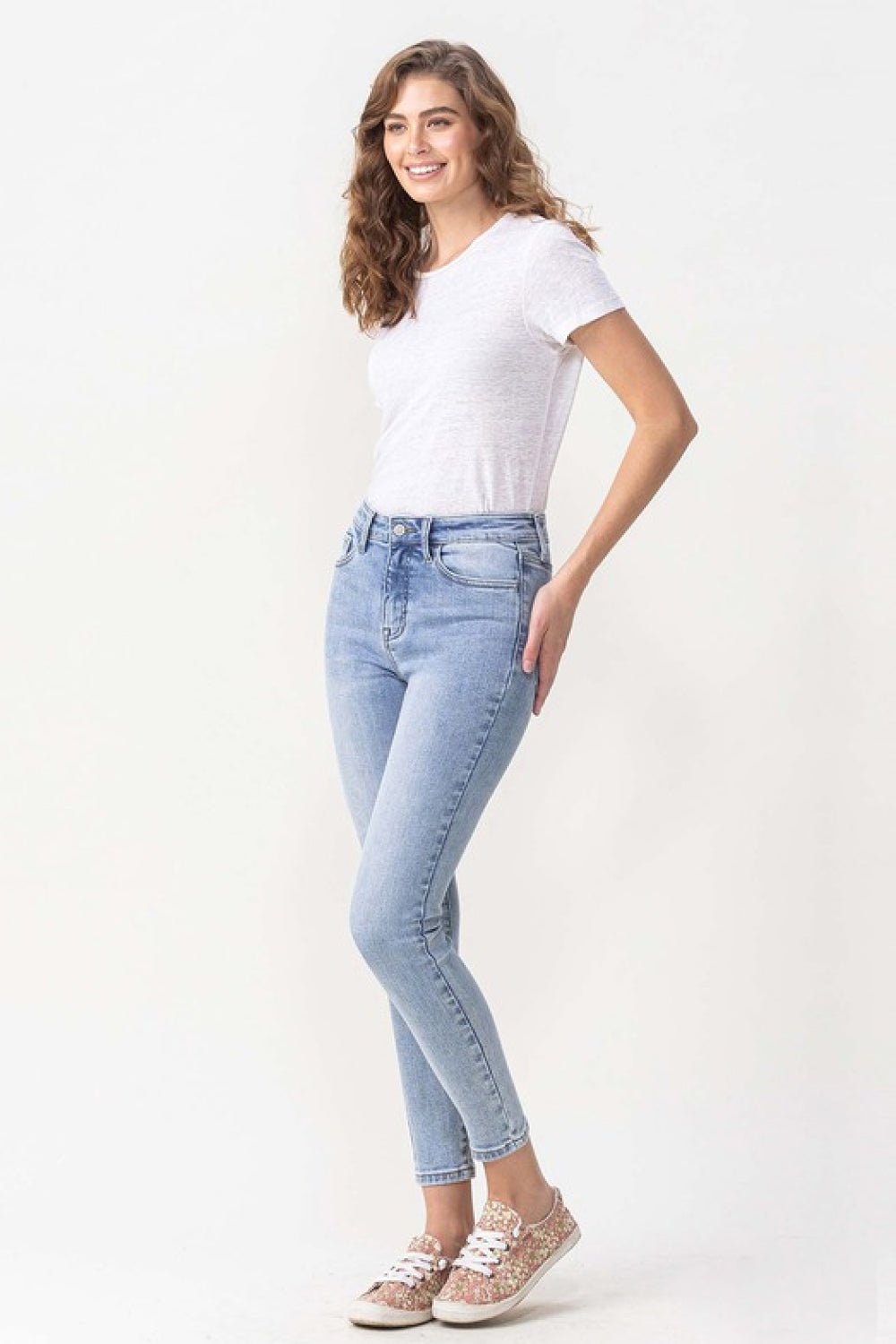 Lovervet Full Size Talia High Rise Crop Skinny Jeans - Full Size Jeans - Light - Bella Bourget