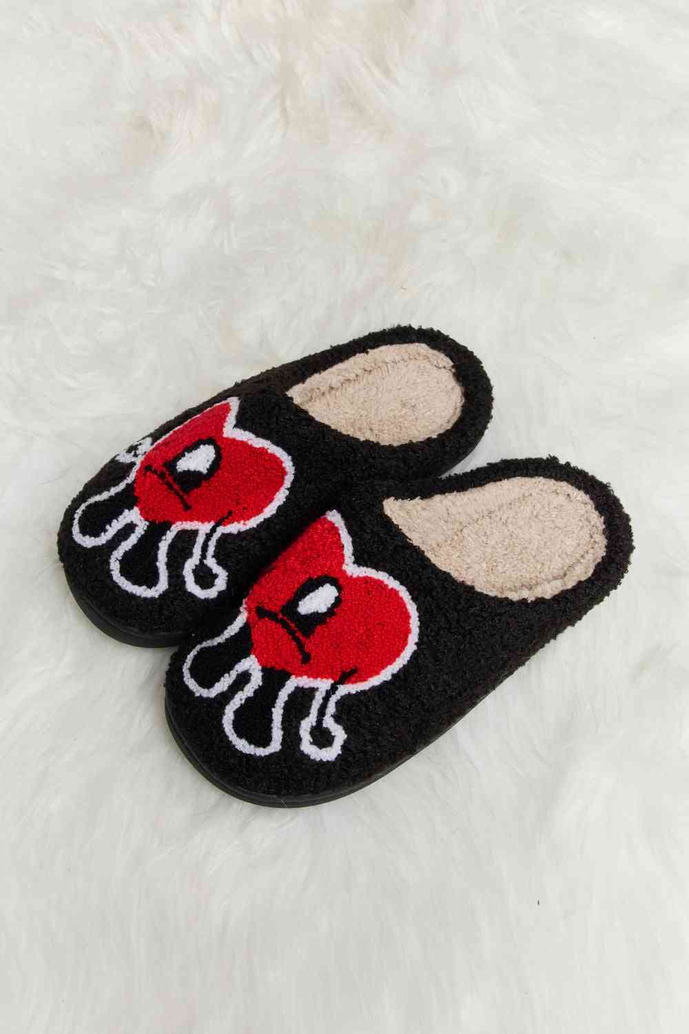 Melody Love Heart Print Plush Slippers - Bella Bourget