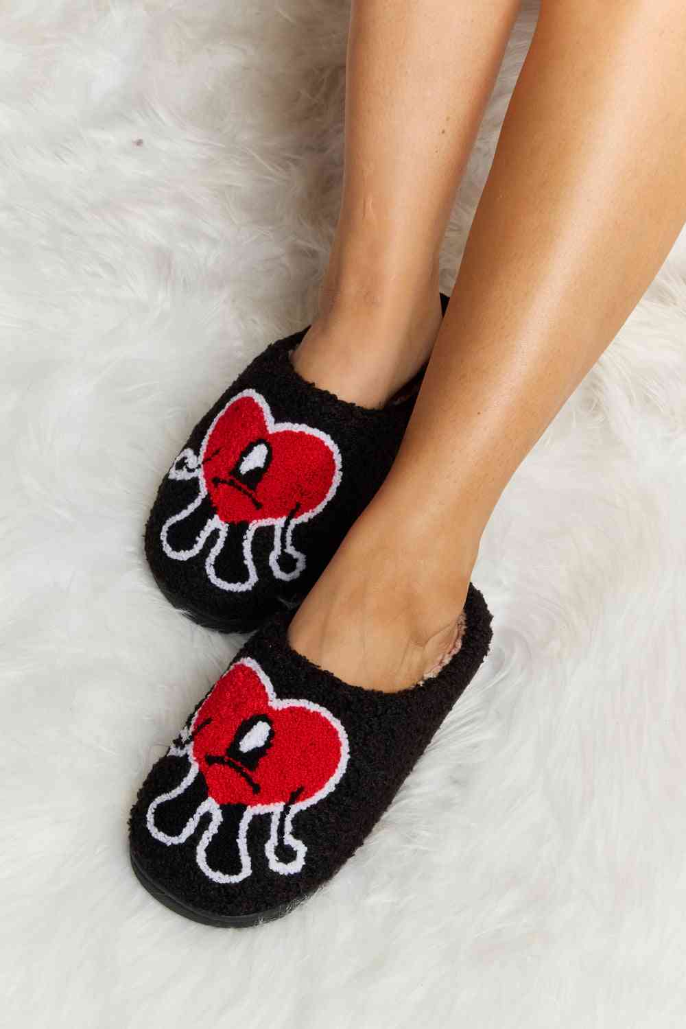 Melody Love Heart Print Plush Slippers - Bella Bourget