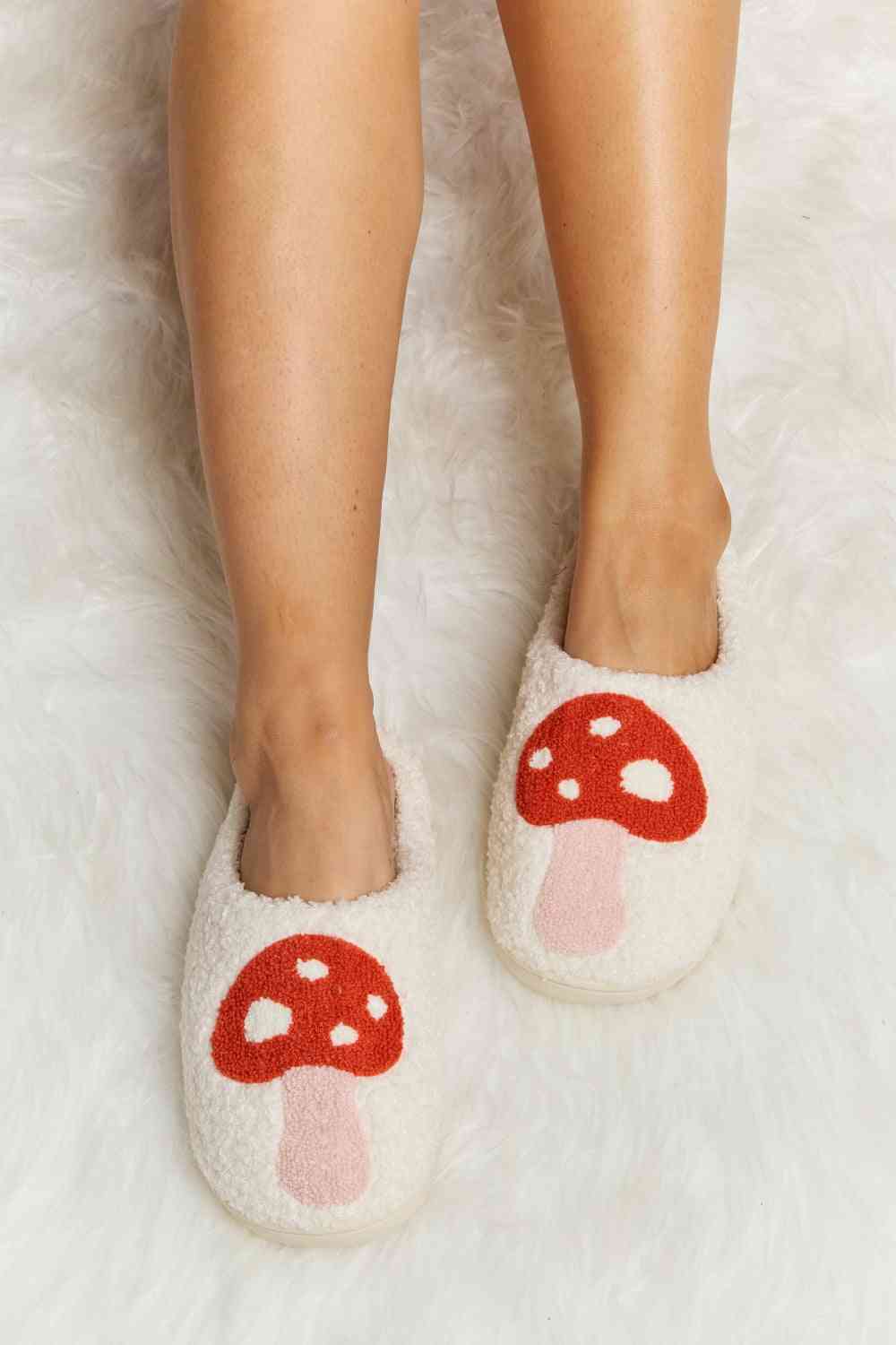 Melody Mushroom Print Plush Slide Slippers - shoes - Pink - Bella Bourget