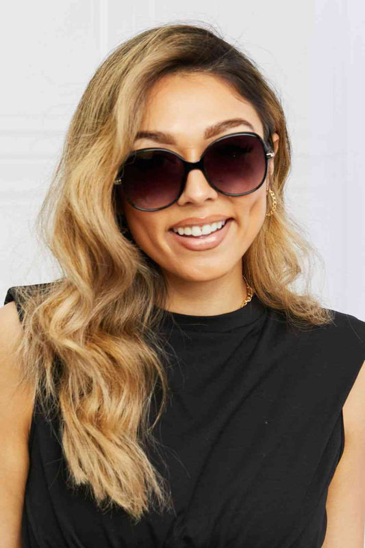 Metal - Plastic Hybrid Full Rim Sunglasses - sunglasses - Black - Bella Bourget