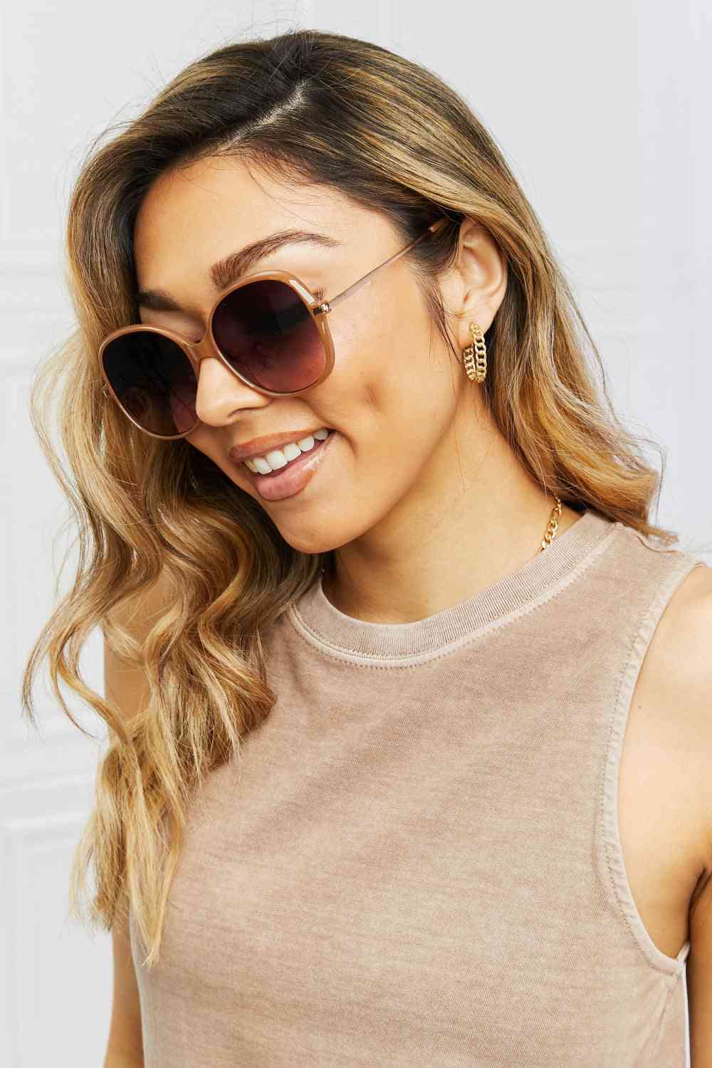 Metal - Plastic Hybrid Full Rim Sunglasses - sunglasses - Caramel - Bella Bourget