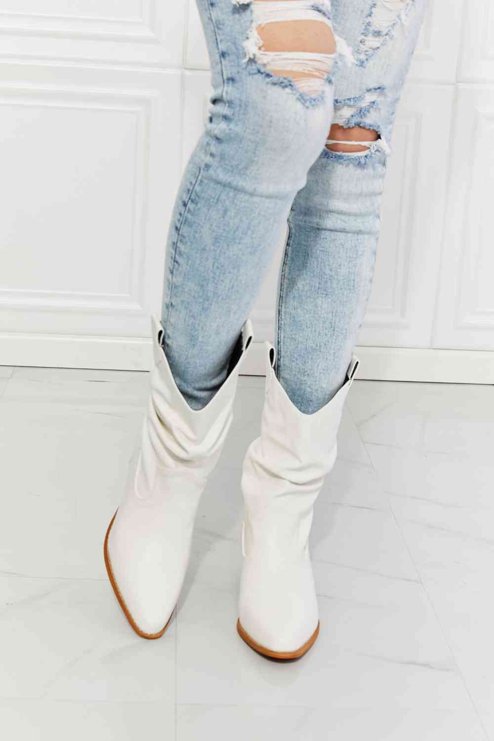 MMShoes Better in Texas Scrunch Cowboy Boots in White - shoes - White - Bella Bourget