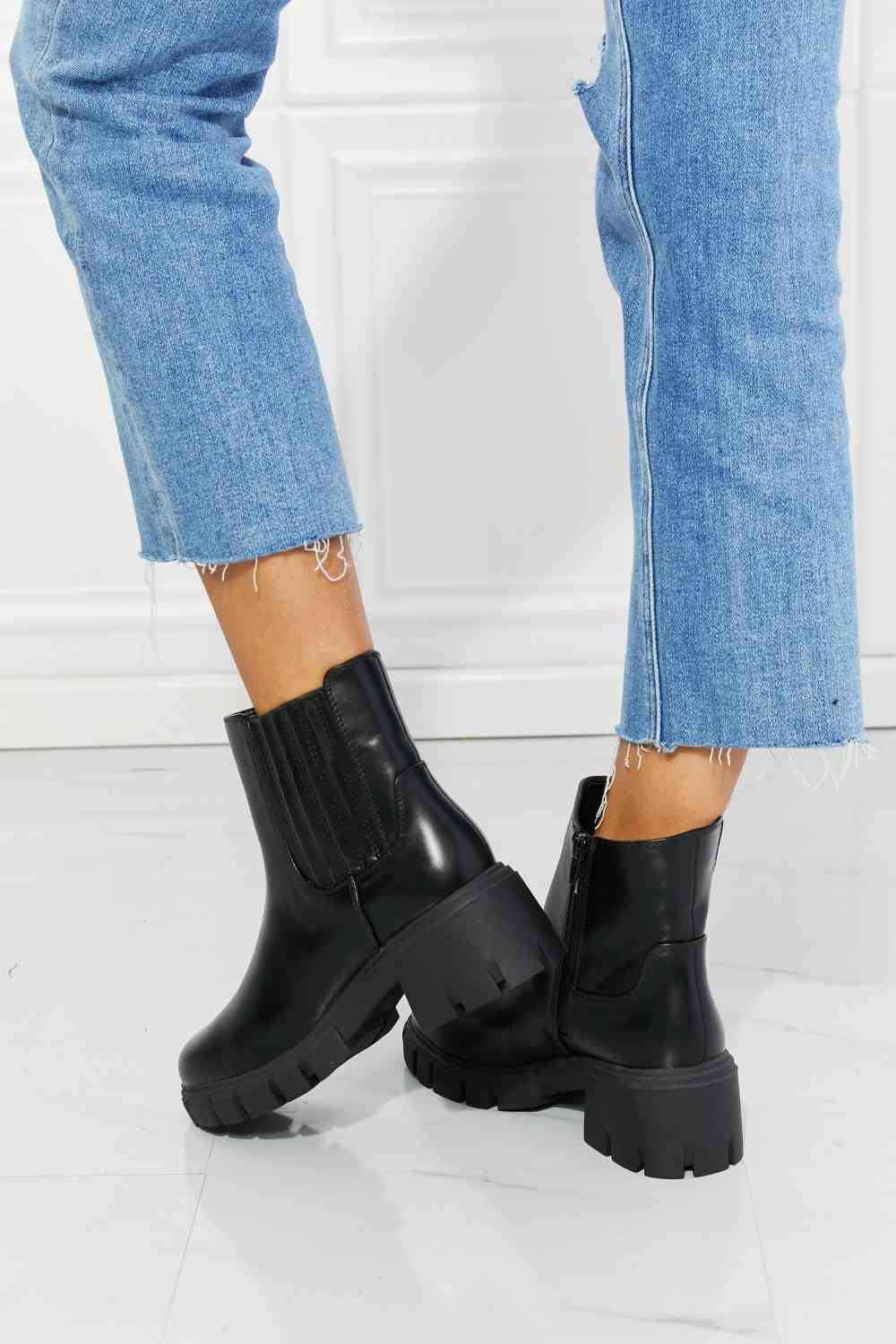 MMShoes What It Takes Lug Sole Chelsea Boots in Black - shoes - Black - Bella Bourget