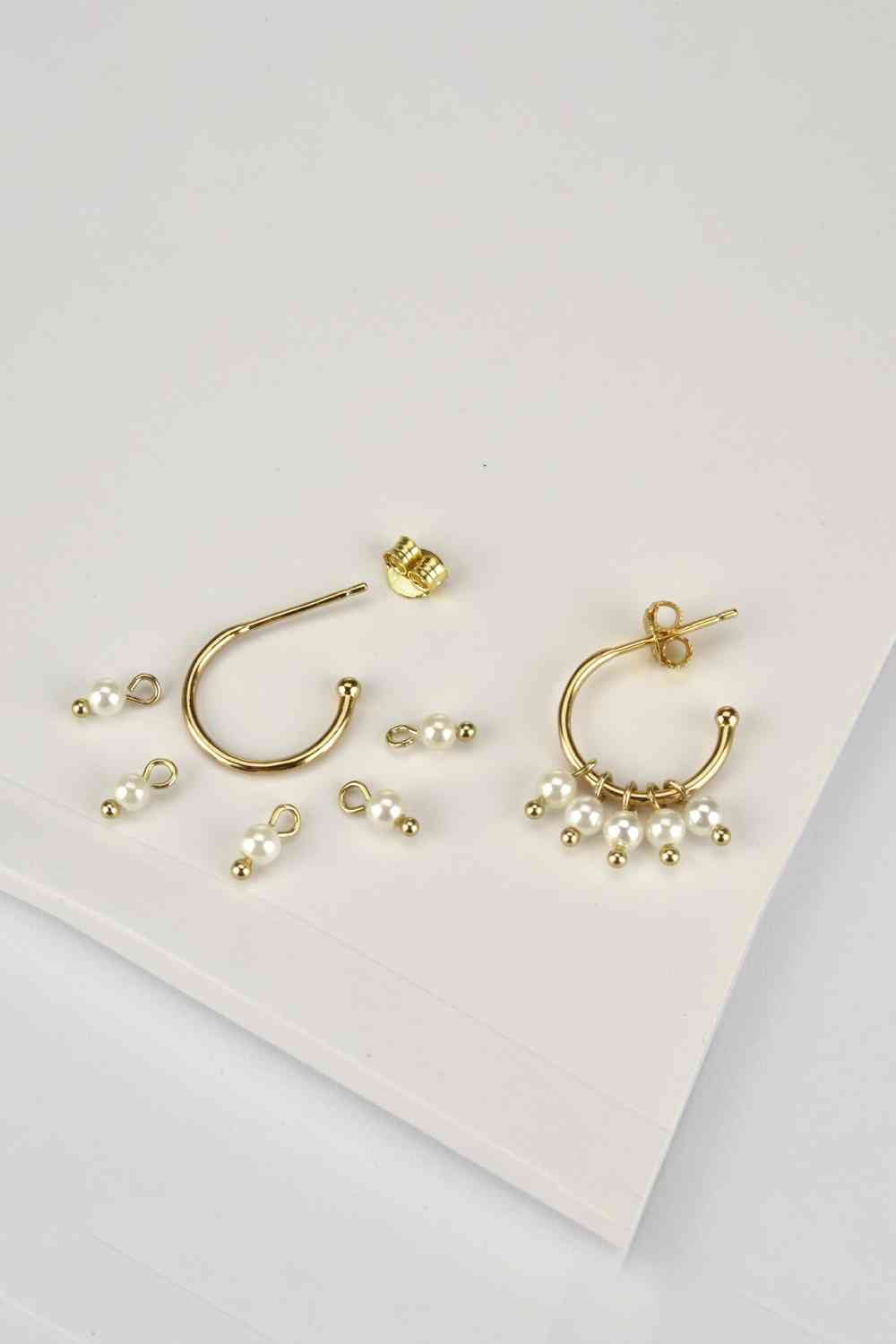 Pearl C - Hoop Earrings - Earrings - Gold - Bella Bourget