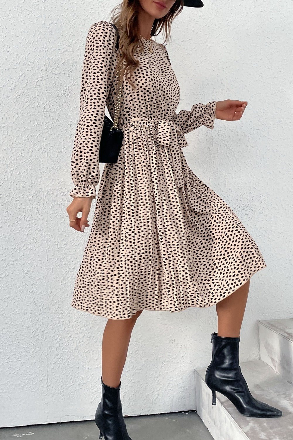 Printed Round Neck Belted Pleated Dress - Dress - Beige - Bella Bourget