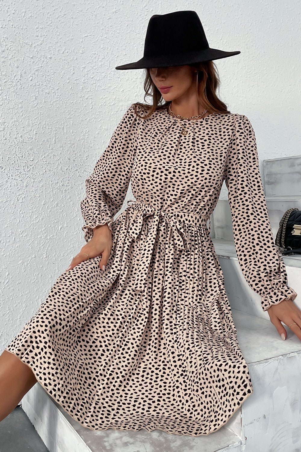 Printed Round Neck Belted Pleated Dress - Dress - Beige - Bella Bourget