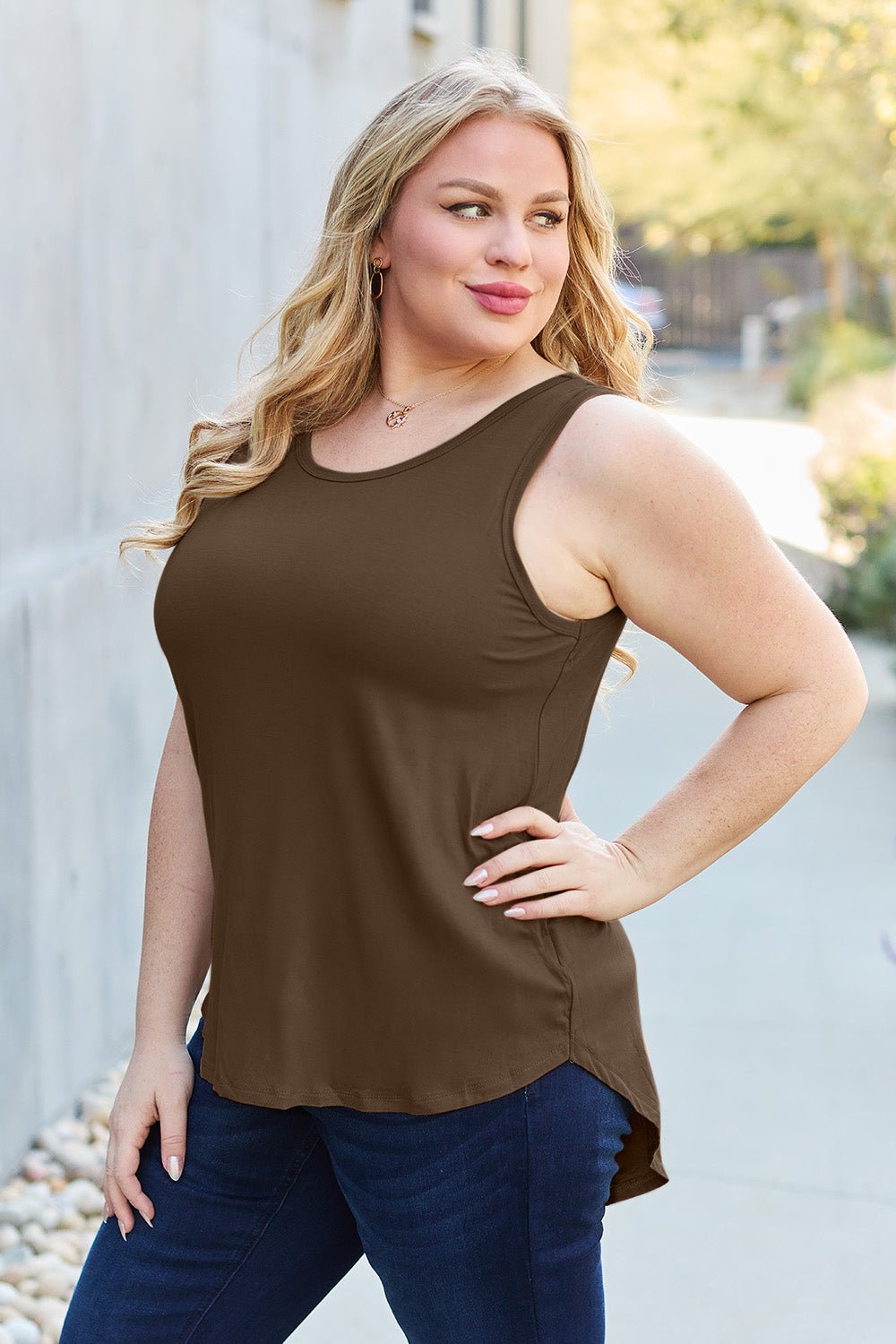 Round Neck Tank - Tank Top - Chestnut - Bella Bourget