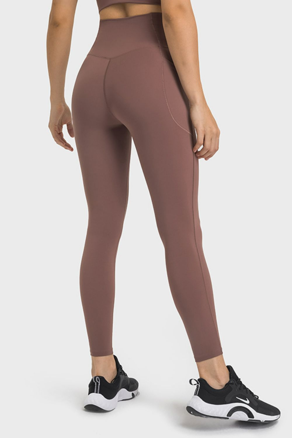 V - Waist Leggings with Pockets - Leggings - Brown - Bella Bourget